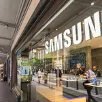Samsung just did something no tech company has ever done, and investors still aren’t satisfied