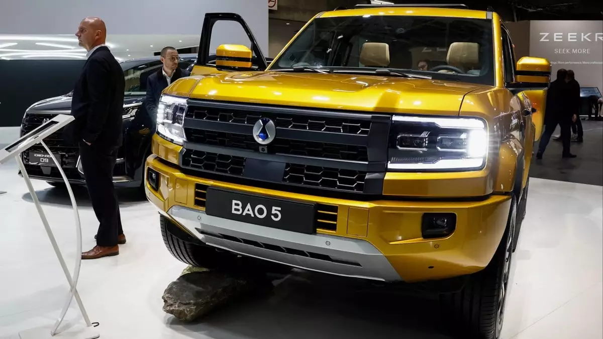 As import curbs loom, Chinese carmakers make a stand at Paris Motor Show