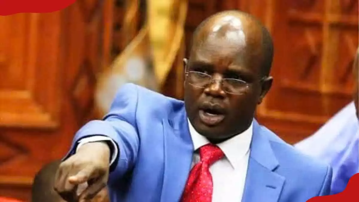 Drama as UASU boss Constantine Wasonga bitterly exchanges with lecturer conducting online lectures