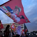 US suspends consular services in Brazil as Lula and Bolsonaro fight for election
