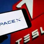 Tesla and SpaceX Are Trading Like a Merger Is Coming