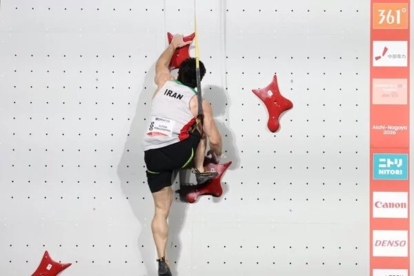 Iran’s Alipour wins silver at Nagoya climbing
