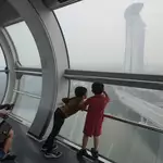 Haze-hit Singapore parents call for Hong Kong-style school air con