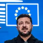 Zelensky speaks to US envoys amid Trump spat after warning US not to side with Russia