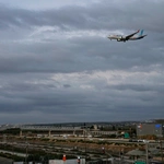 First Israeli repatriation flight lands in Tel Aviv after flydubai attack