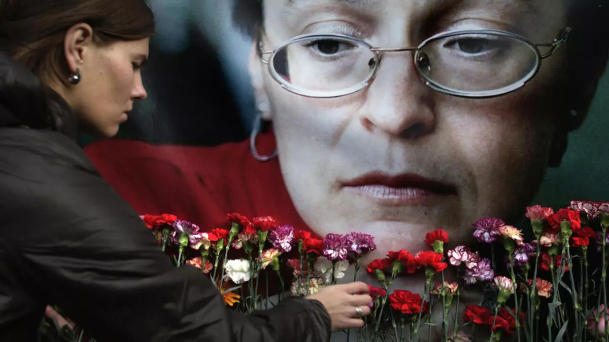 Politkovskaya 'predicted' Russia's turn under Putin, editor says on 20th anniversary of her death