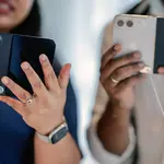 What Happens to Your Brain (and Habits) When You Switch to a Folding Phone
