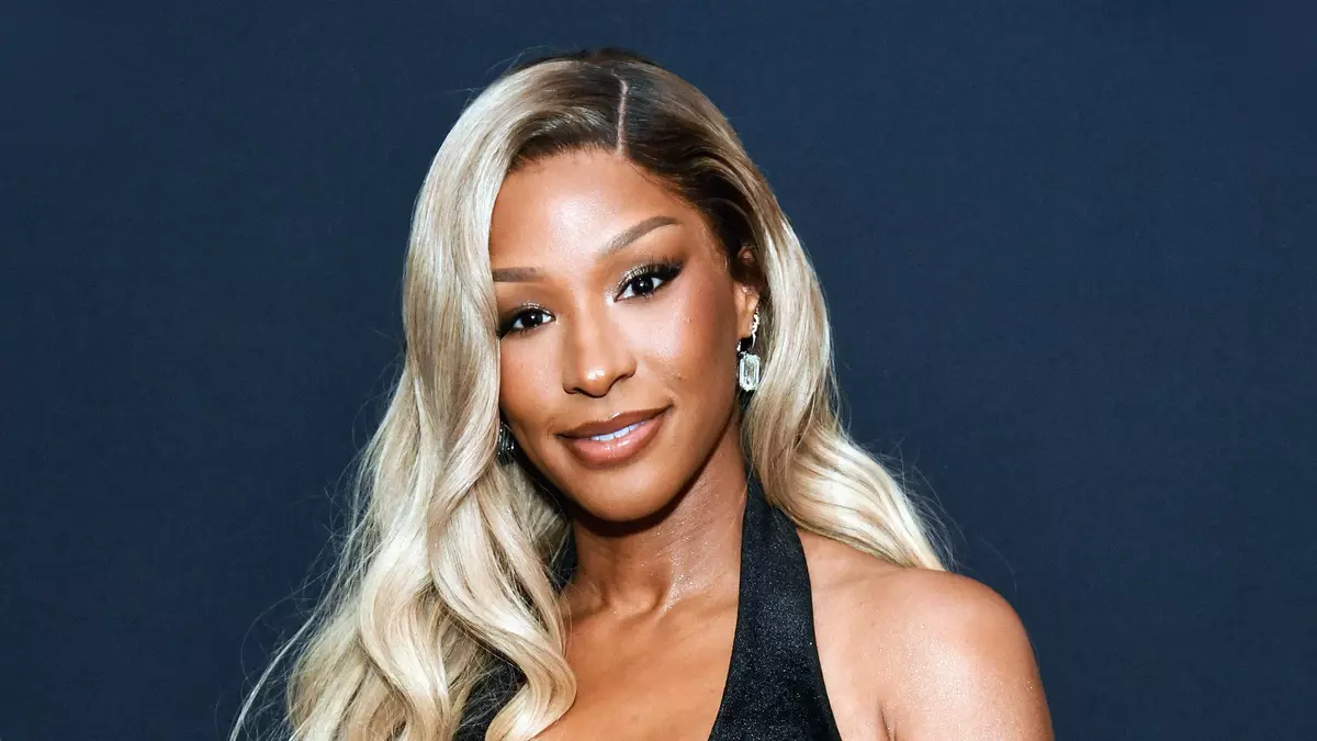 Everyone Argued About Savannah James’ Airplane Seat. They Missed the Real Money Lesson