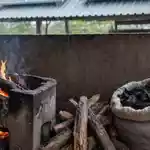 Firewood, charcoal dominate kitchens despite big investments in clean cooking