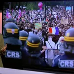 No, the French army did not deploy tanks against protesting students