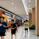 Haze forces Malaysian fitness groups to swap outdoor runs for shopping mall laps