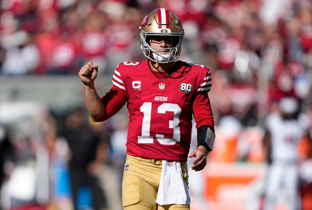 
				Brock Purdy Draws Surprising Tom Brady Comparison Before 49ers/Broncos Game
			