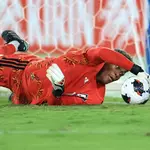 New Villa keeper Suzuki wants to atone for errors at Asian Cup