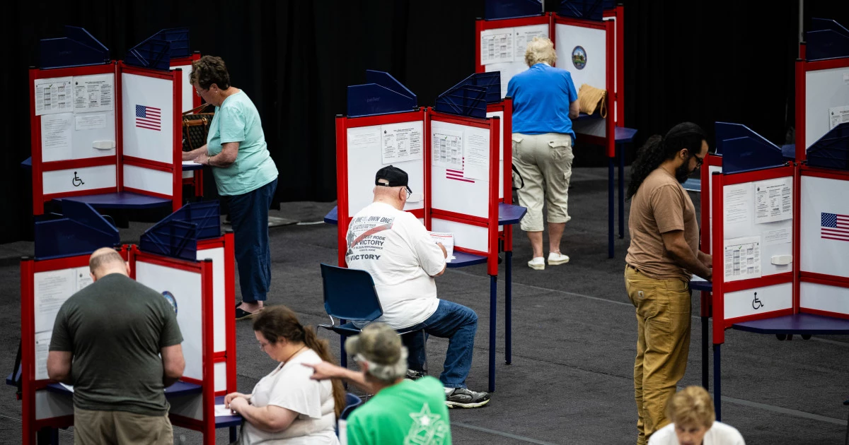 Democrats regain ground on voter registration in key states after steep post-2024 drops