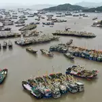 Thousands evacuated and flights grounded as Typhoon Champi hits eastern China
