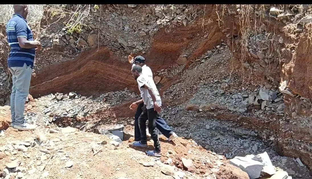 Kirinyaga residents raise alarm over safety as man buried alive in quarry