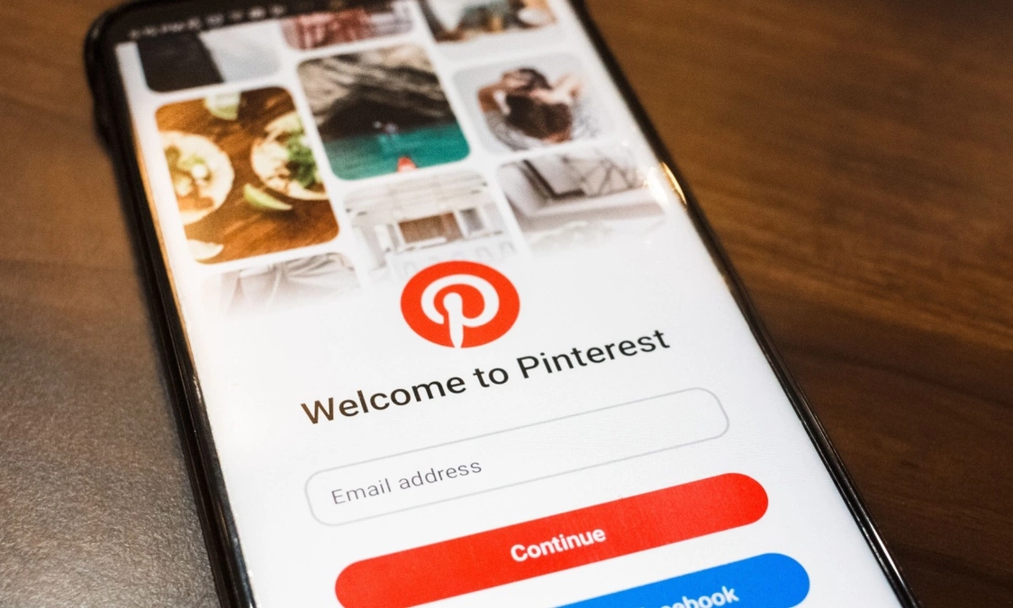 Pinterest AI Tells Users What to Ask Their Stylist