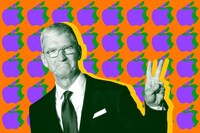 Tim Cook Calls for Deescalation After Talks With Trump
