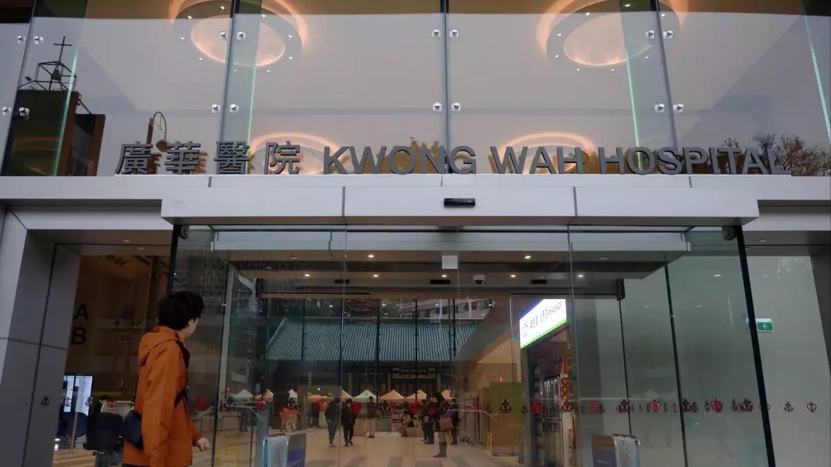 Man falls to death fleeing Hong Kong police raid on suspected drug den