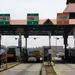 Paliyekara toll plaza may go barrier-free in push to ease traffic snarls
