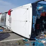 11 dead, 27 injured after coach crashes into lorry in western Turkey, officials say