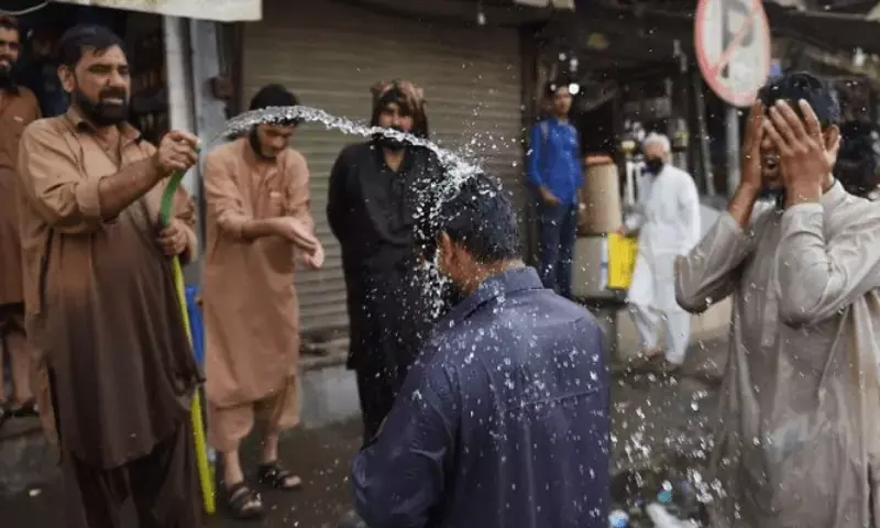 Karachi swelters as mercury soars to 38.7°C