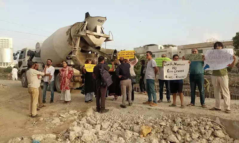 Citizens protest against what is being built ‘in secret’ at Karachi's Nehr-i-Khayam
