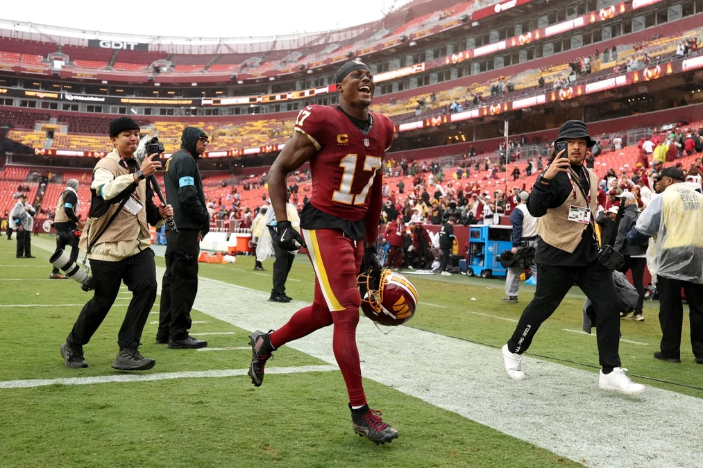 
				Commanders Hit With Even More Bad Injury News Before Facing Colts in London
			