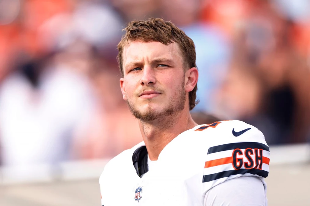 
				Bears Quarterback Plan Takes Surprising Turn Days Before Jets Game
			
