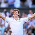 Tennis world No.1 Sinner's season over due to knee injury