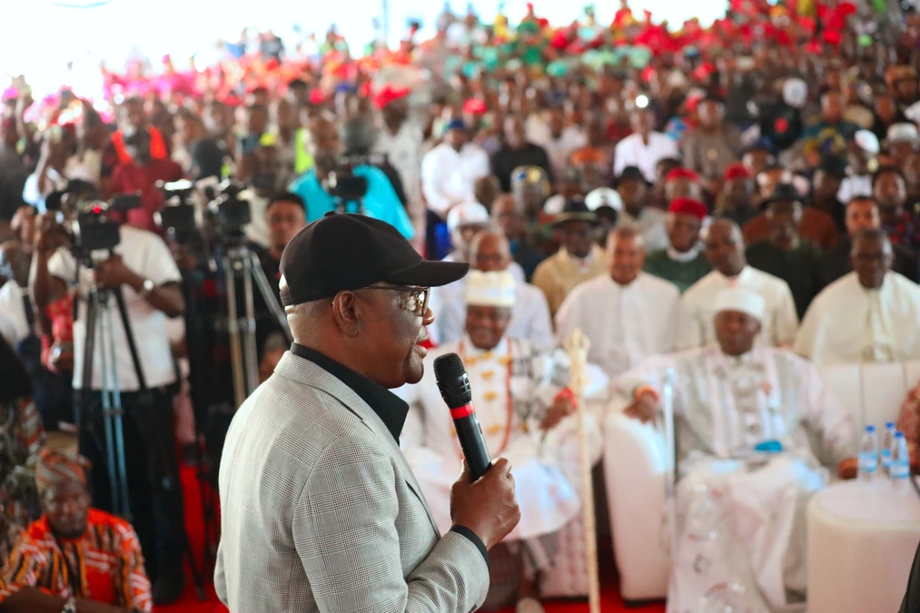 FCT Minister Questions Amaechi’s 24-Year Political Legacy
