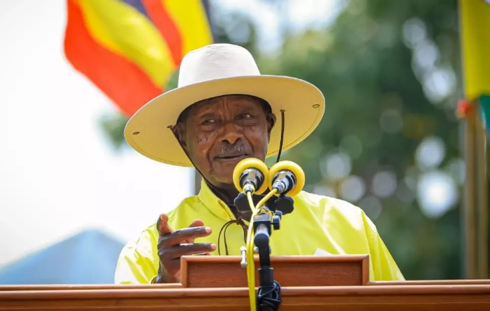Uganda orders crackdown on citizens crossing into Kenya to register as voters