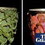 Scientists rediscover how to make ancient Roman colour-changing glass