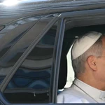 Pope Leo has cancerous tumour removed in lung operation
