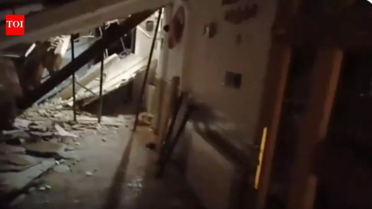 Spain bar collapses: 11 injured after building traps 25-30 people inside