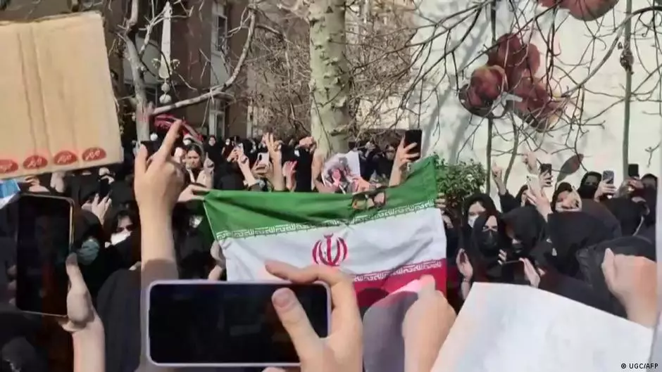 Iran accused of blocking SIM cards, digital access to silence dissent