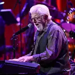 Missouri Man Discovers Michael McDonald of the Doobie Brothers Is His Biological Father