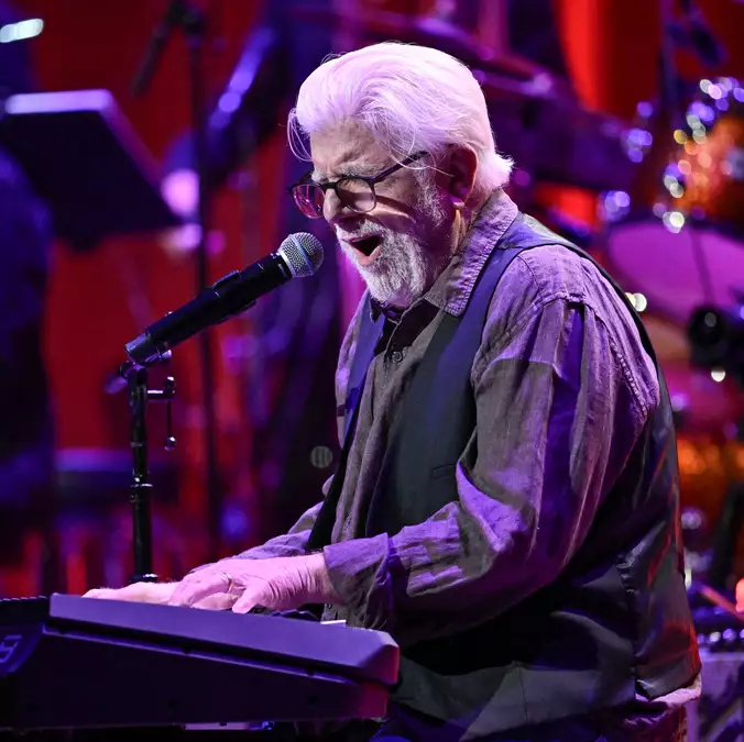 Missouri Man Discovers Michael McDonald of the Doobie Brothers Is His Biological Father