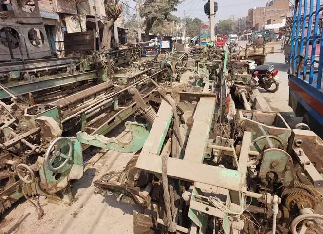 Power loom sector reels under imports, rising costs
