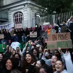 Tens of thousands expected in Paris for high school protests