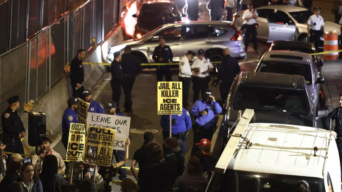 New York mayor calls for ICE removal after man shot with 5-year-old nearby