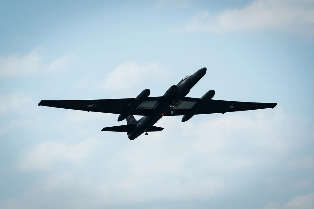 U-2 spy plane makes rare appearance in Bay Area flyover