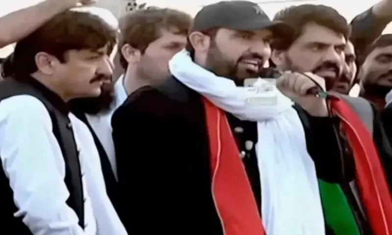'We are not yes-men': CM Afridi launches PTI long march to Islamabad from Lakki Marwat