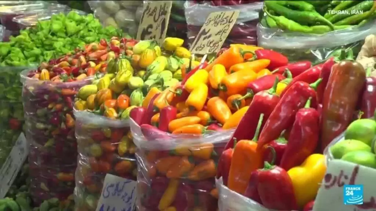 'Going bankrupt': Iran shopkeepers struggle as war dims demand