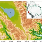 Interhemispheric monsoon dynamics over the past 450,000 years