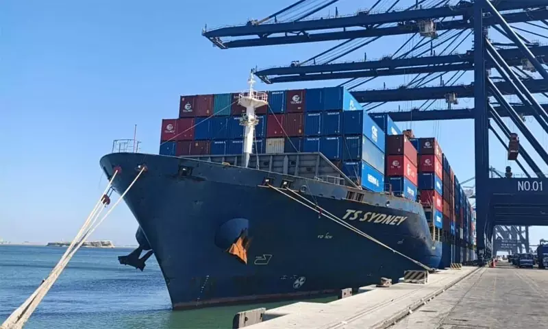 Direct shipping link with Europe restored
