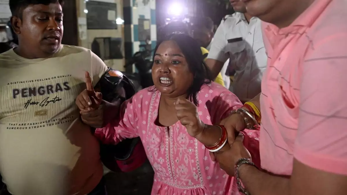 19 dead, 25 hurt in stampede at India religious festival