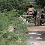 Yemen leader announces major military operations against Houthis