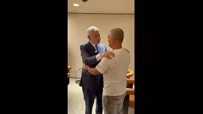 “I grabbed the controls”: FlyDubai survivor recounts dramatic cockpit attack as he meets Netanyahu