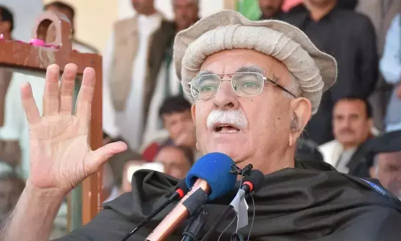 No more talks before meeting Imran: Achakzai
